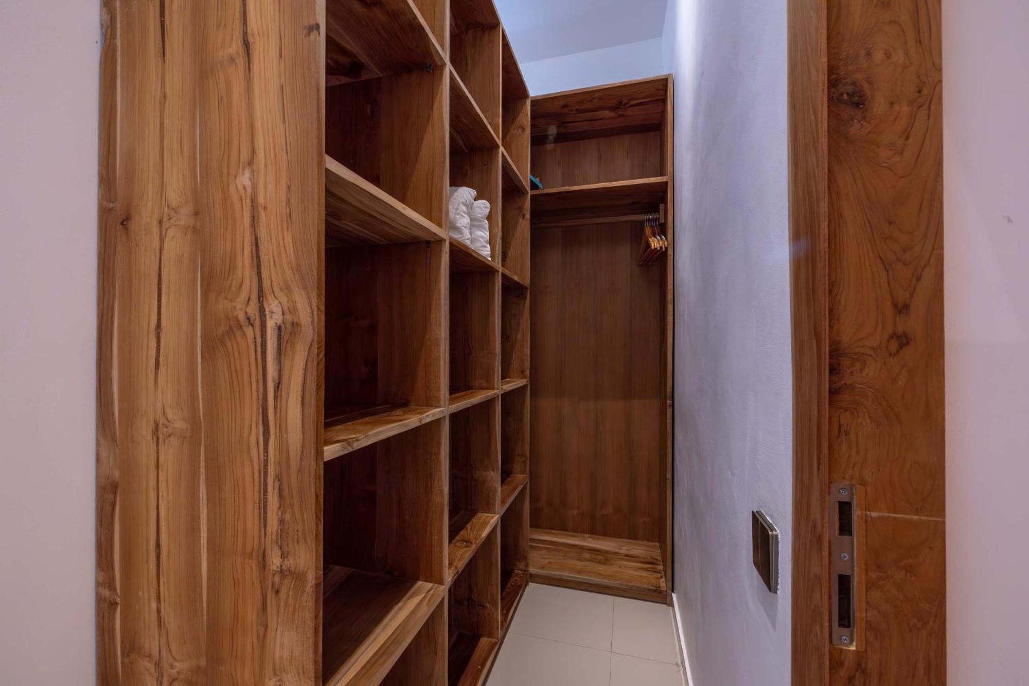 Willa Turan Casa Auri Seminyak Zewnętrze zdjęcie